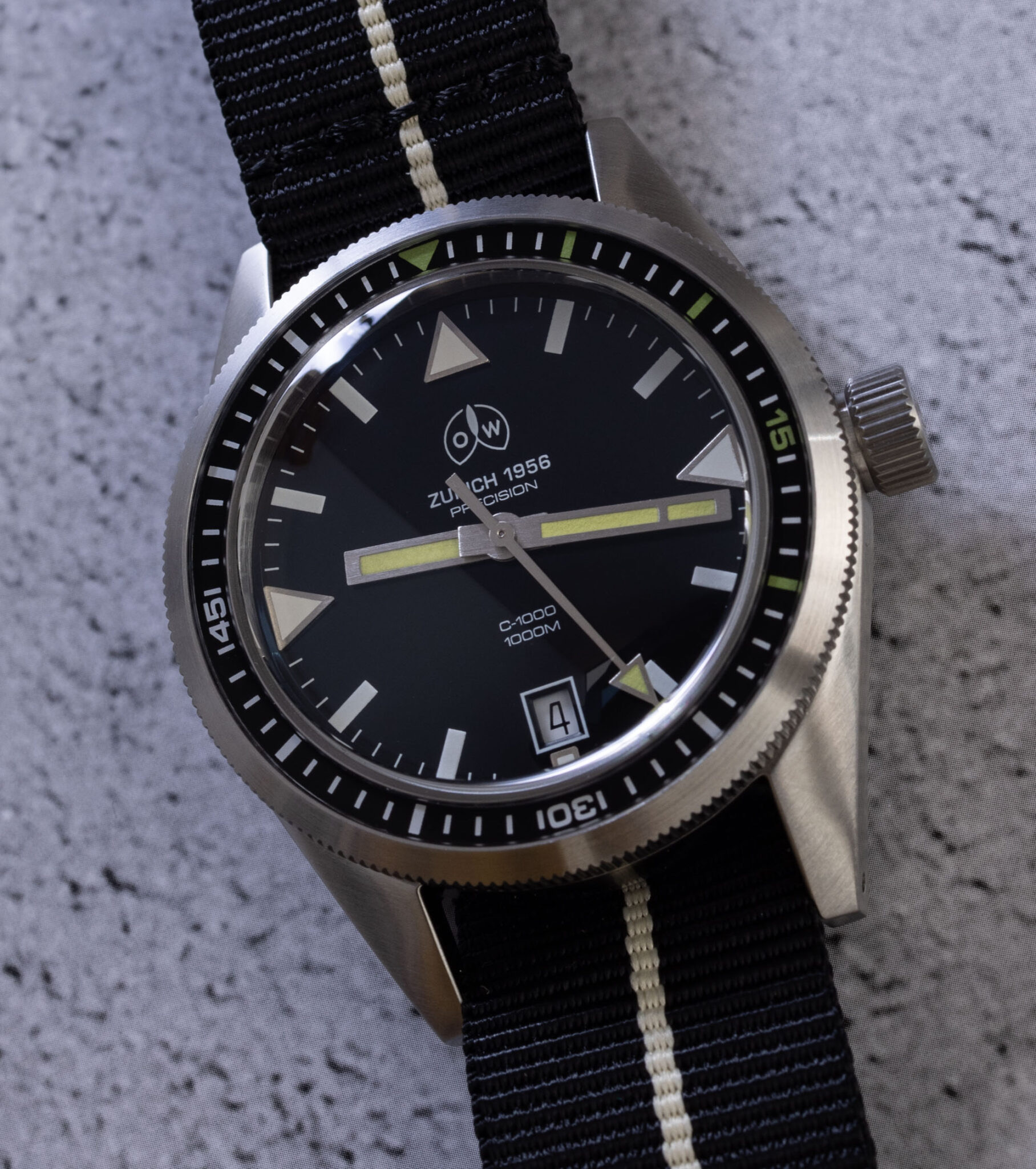 Ollech & Wajs C-1000 MkII and C-1000 A: A Journey into Retro Dive Watch Excellence