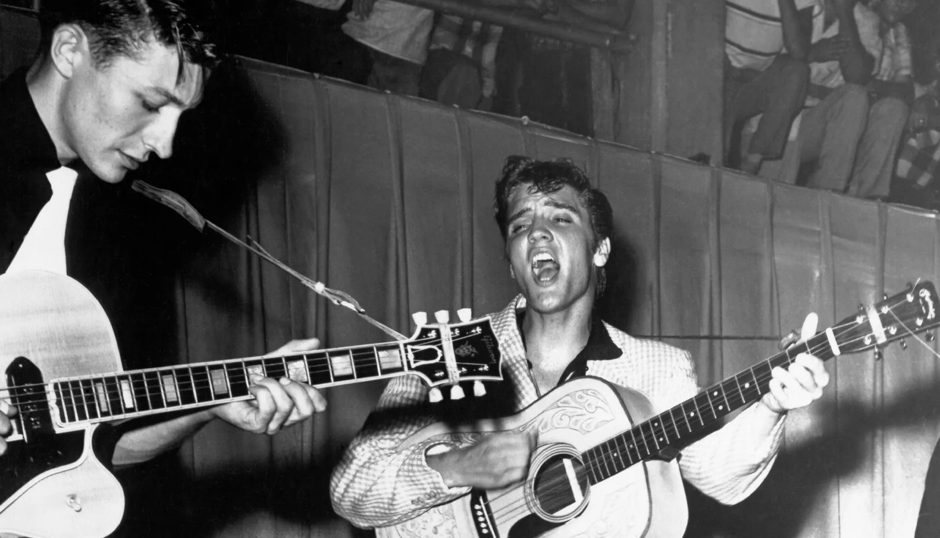 Spontaneity and Revolution: The Legendary ‘That’s All Right’ Session That Changed Music Forever