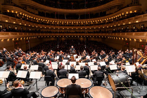 Alt Text: The Czech Philharmonic, led by Chief Conductor Semyon Bychkov, performing at Carnegie Hall with the Prague Philharmonic Choir during their 2024 North American tour, celebrating Czech musical heritage with a powerful rendition of Janáček’s Glagolitic Mass.