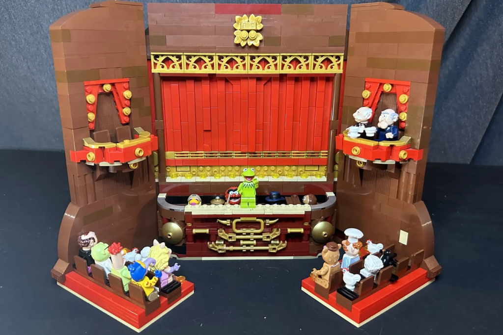 The LEGO Muppet Show stage with customizable backdrops and minifigures of Kermit the Frog, Miss Piggy, and Gonzo
