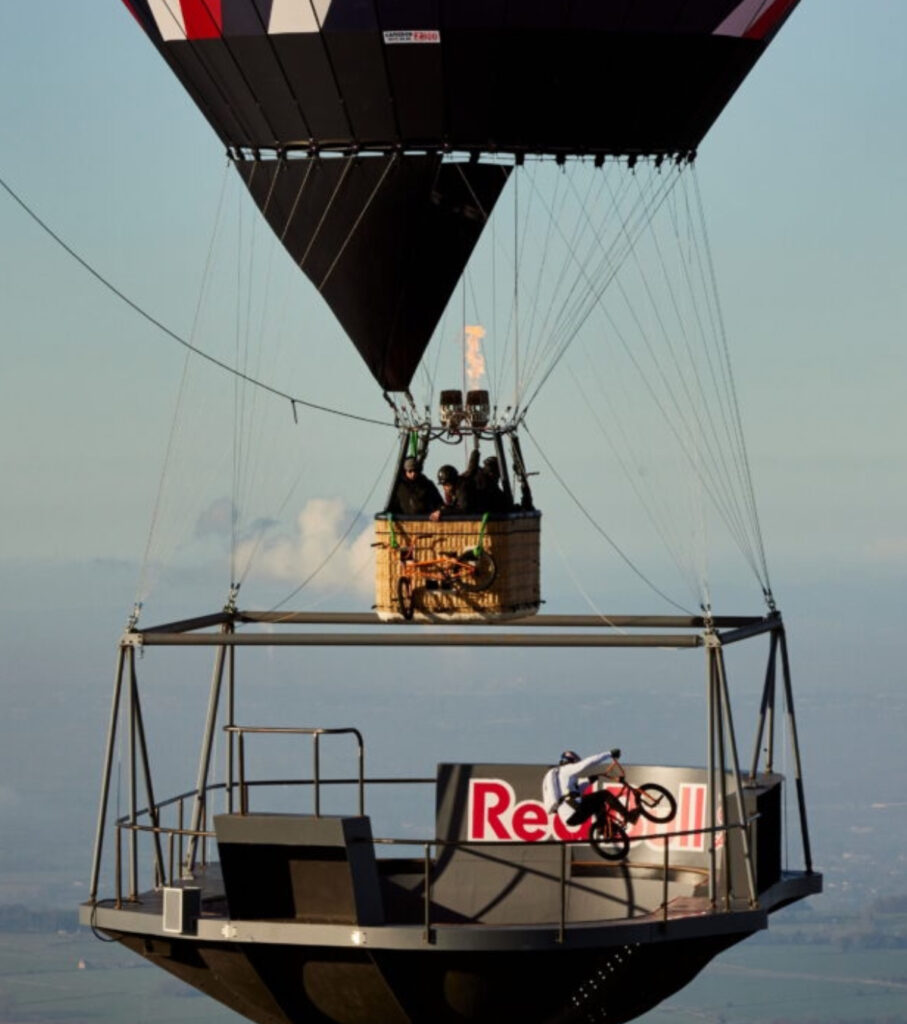 Experience Kriss Kyle’s daring BMX stunts on a floating skatepark suspended by a hot air balloon in Red Bull’s epic challenge