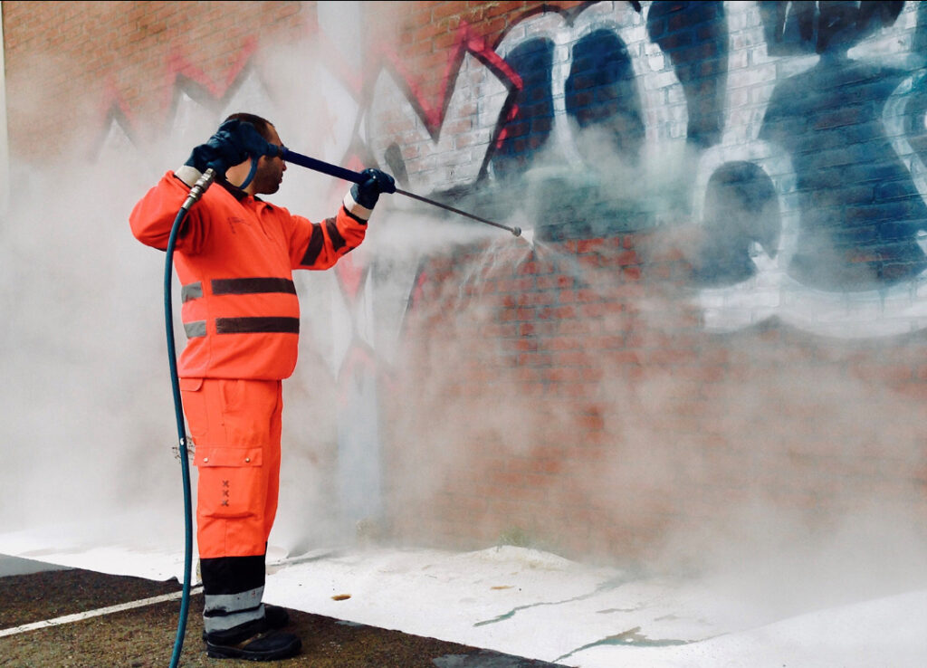 Graffiti Removal and Urban Art: Balancing Creativity and Public Space