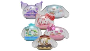 Hello Kitty Kandyland Diorama featuring a candy-themed scene within a transparent, glittery Hello Kitty head, designed by Mighty Jaxx