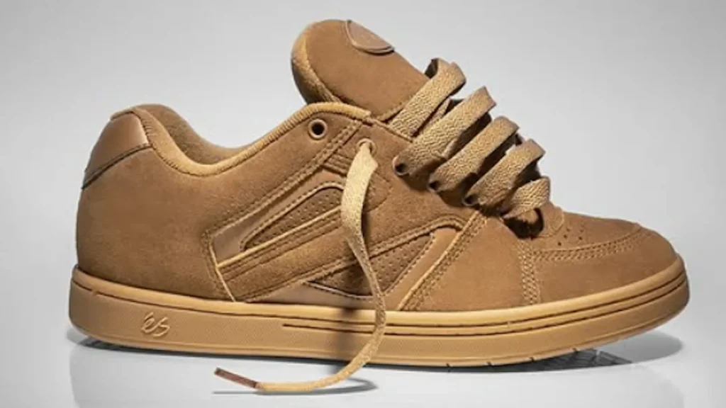 The reimagined éS Pro Model shoe, combining Arto Saari's iconic design with the classic Accel OG