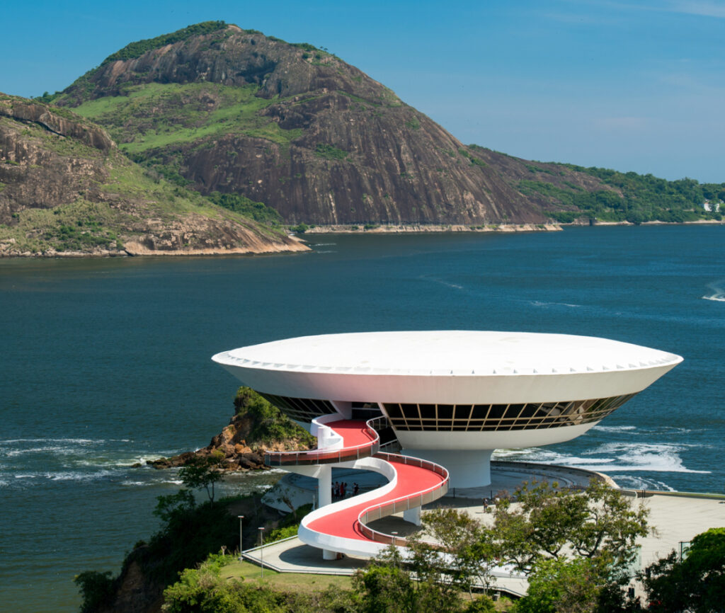 The Niterói Contemporary Art Museum, a futuristic, circular structure by Oscar Niemeyer, overlooking Guanabara Bay in Brazil
