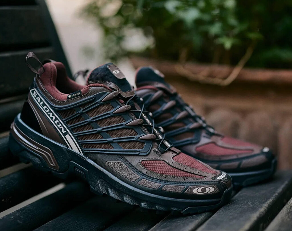 Salomon ACS PRO GORE-TEX “Roasted Clay/Black” sneaker showcasing its rugged design and earthy color palette