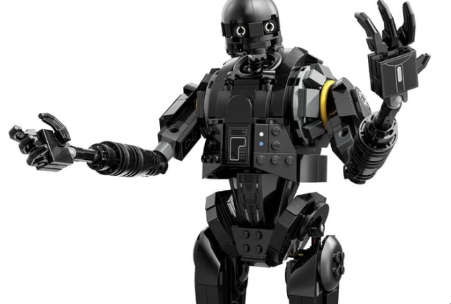 LEGO Star Wars K-2SO Model Debuts at Star Wars Celebration