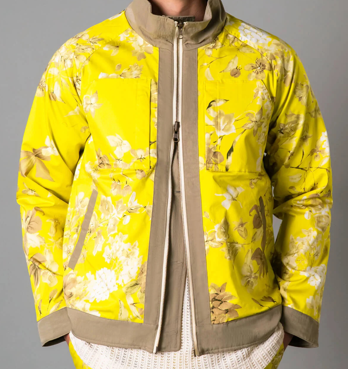 Street Precision and Reversible Rebellion: Descendant of Thieves’ “Yillo Reverse Shell” Redefines Functional Outerwear in NYC