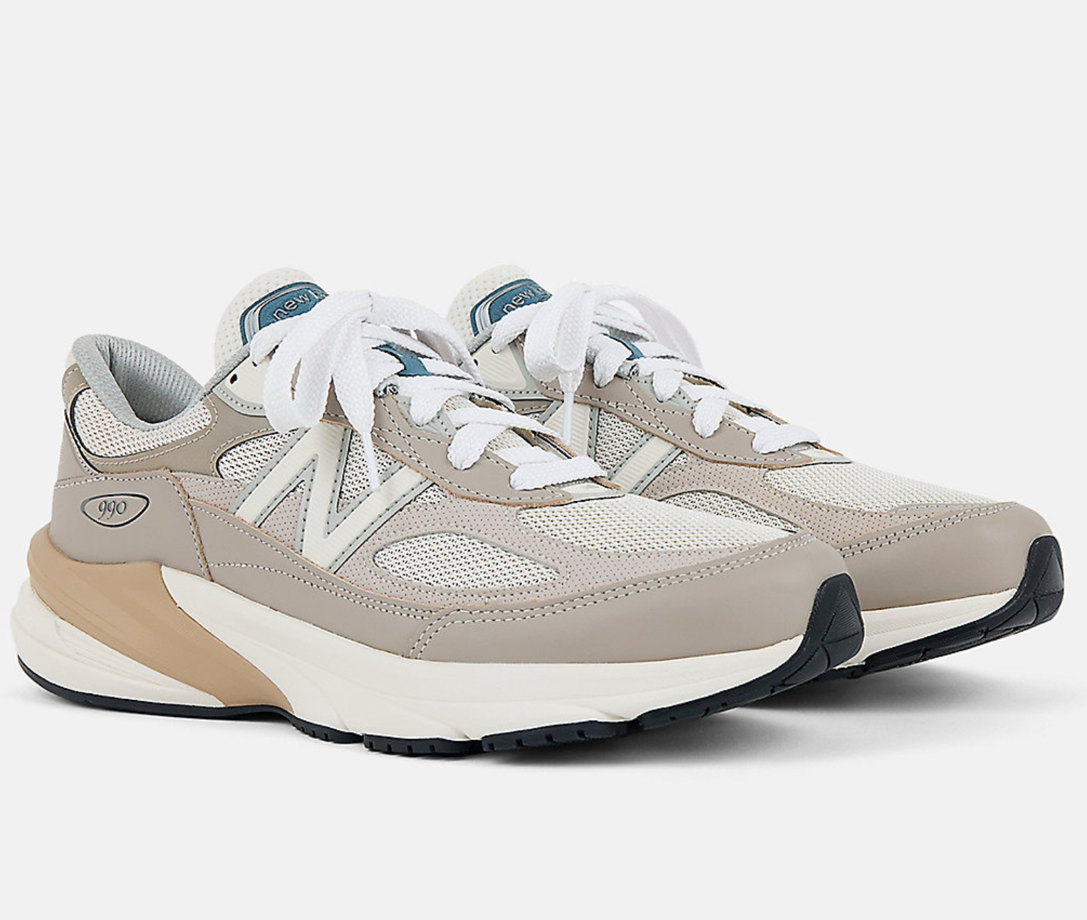 New Balance 990v6 sneaker in grey with FuelCell midsole and Made in USA branding
