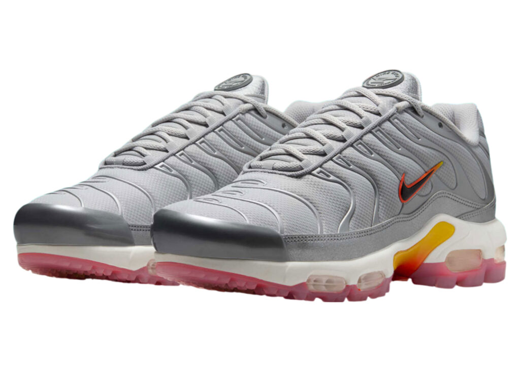 Nike Air Max Plus Golf “US Open” edition shoe with gradient red-white-blue upper and turf-ready sole