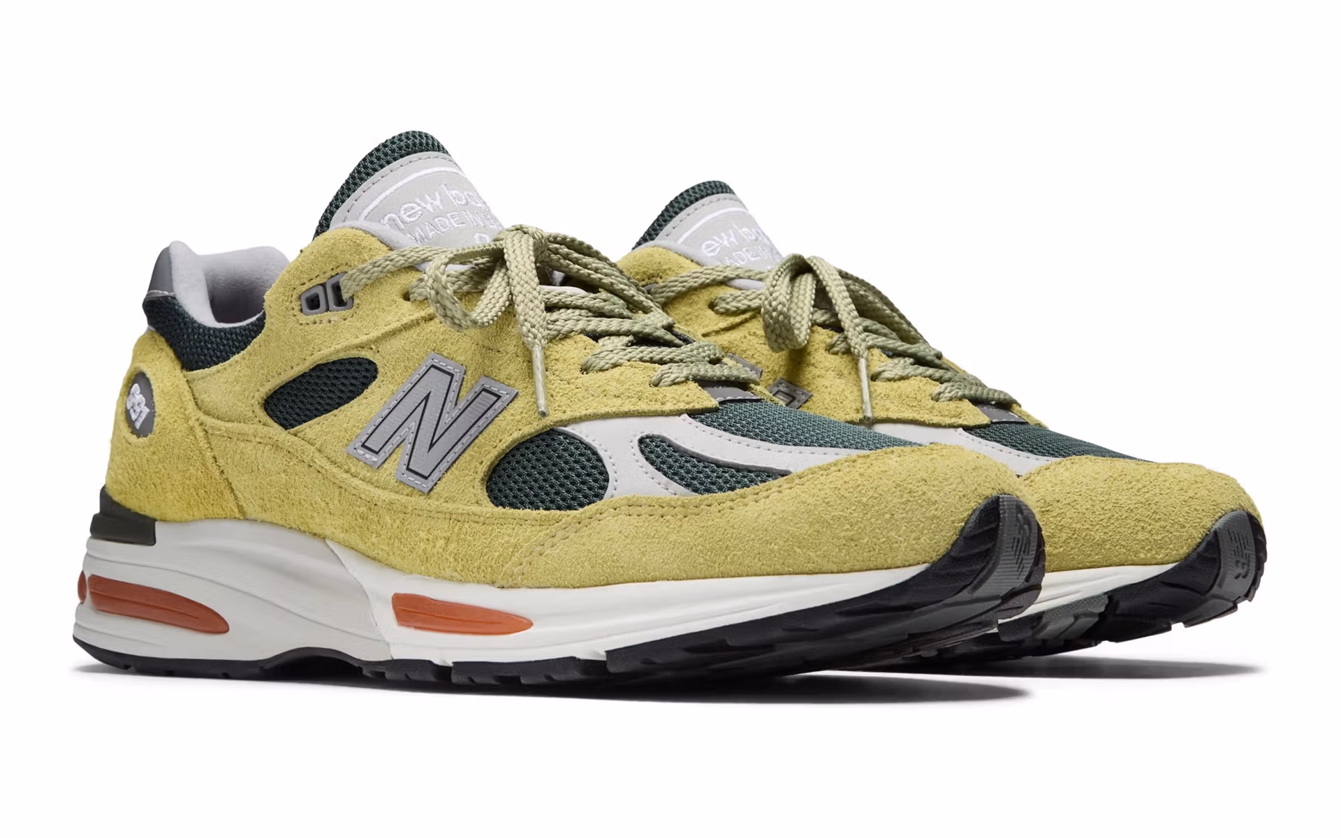 New Balance 991v2 “Grape Sorbet”: A Sharp Twist on a British Classic