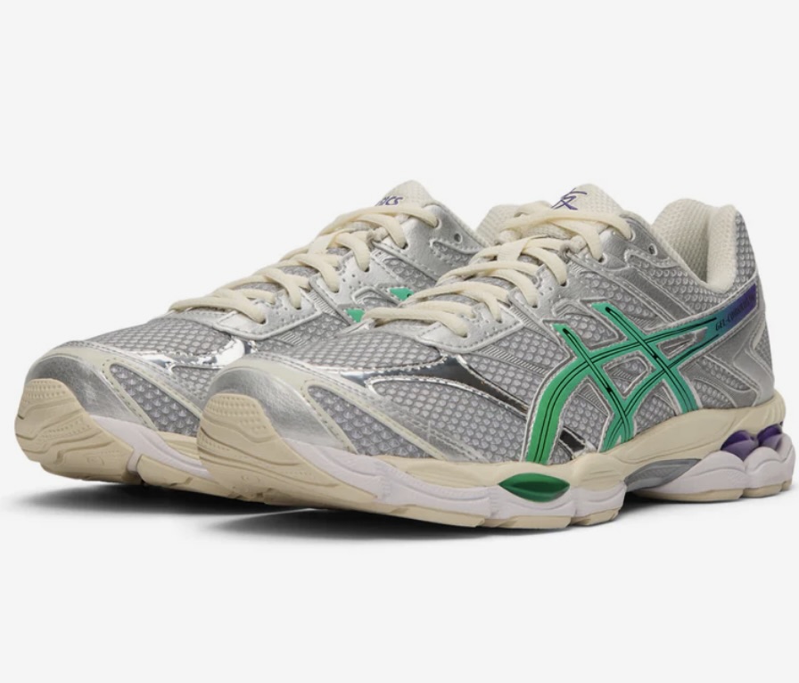 ASICS TOMO Gel-Cumulus 16 sneakers in silver mesh with cream midsole, featuring malachite green ASICS stripes and purple heel accents.